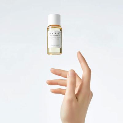SKIN1004 Madagascar Centella Light Cleansing Oil